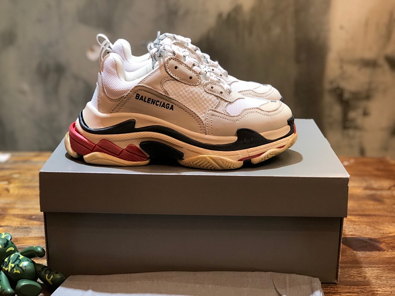 BALENCIAGA SNEAKERS (731)