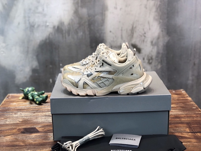 BALENCIAGA SNEAKERS (459)