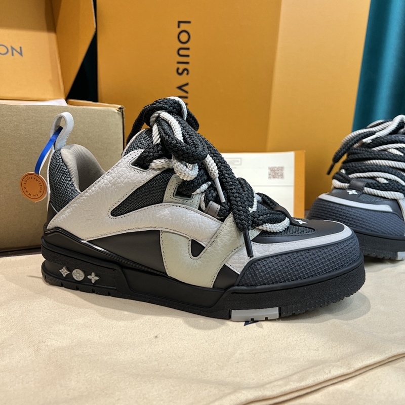 LOUIS VUITTON SHOES (278)