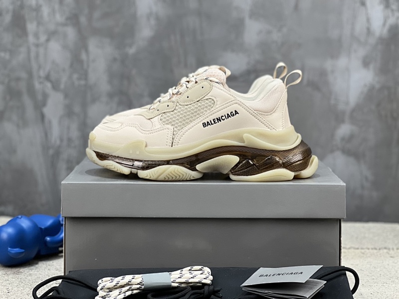 BALENCIAGA SNEAKERS (518)
