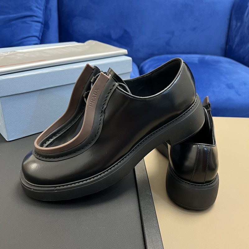 PRADA SHOES (432)