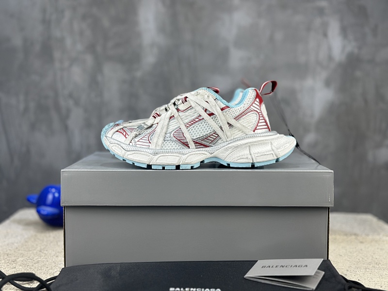 BALENCIAGA SNEAKERS (130)