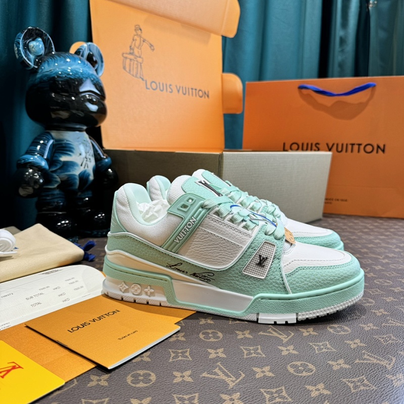 LOUIS VUITTON SHOES (283)