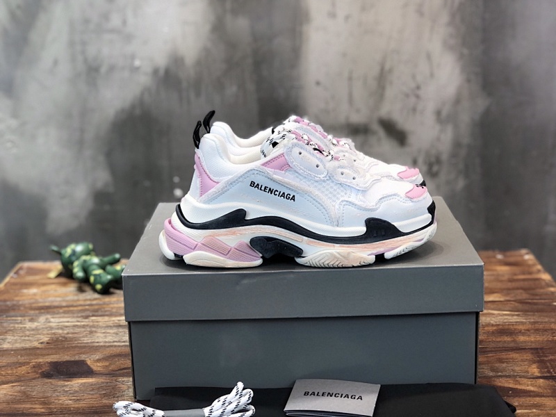 BALENCIAGA SNEAKERS (709)