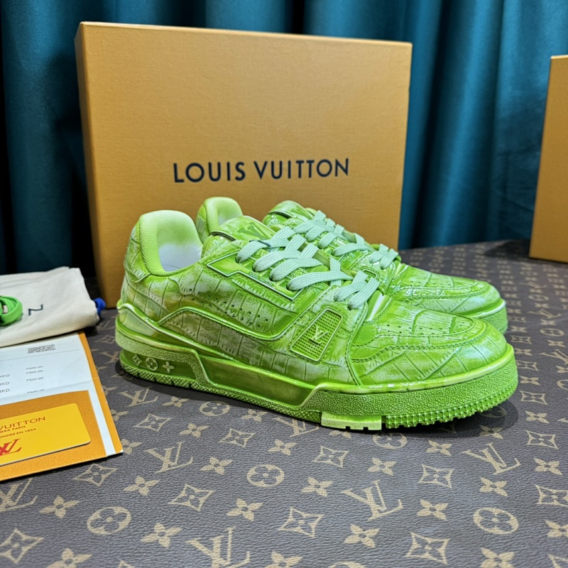 LOUIS VUITTON SNEAKERS (404)