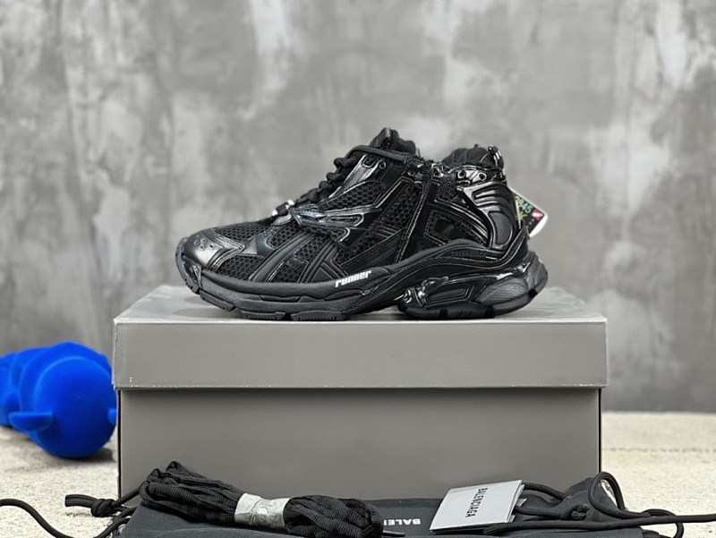 BALENCIAGA SNEAKERS (608)