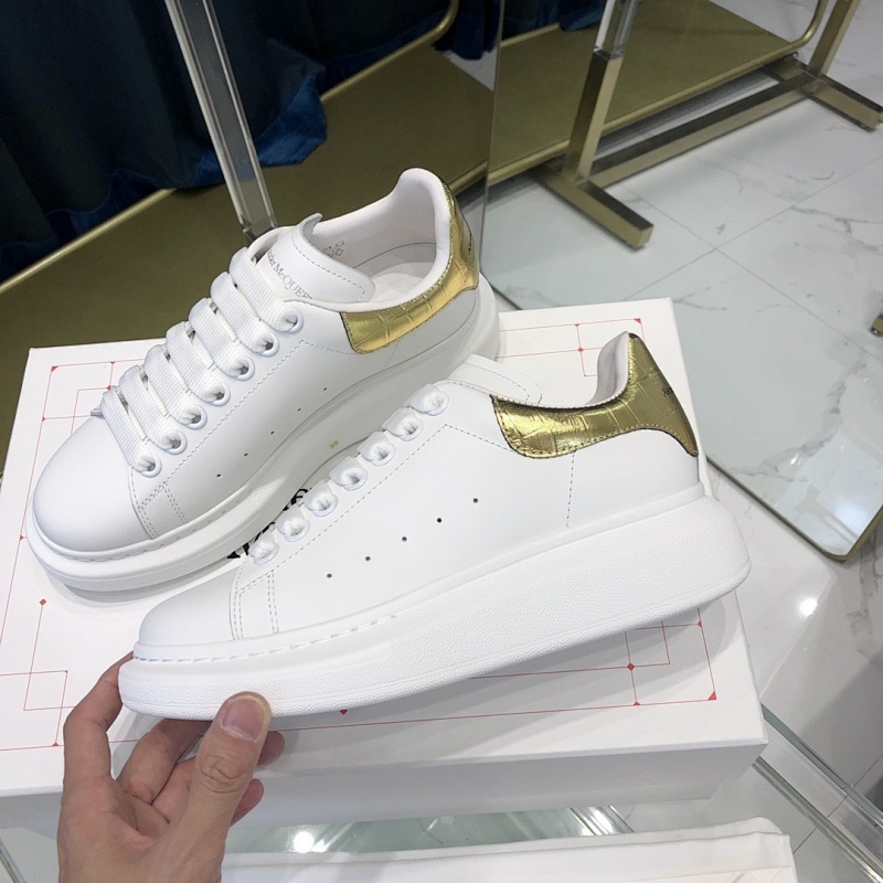 ALEXANDER MCQUEEN (41)