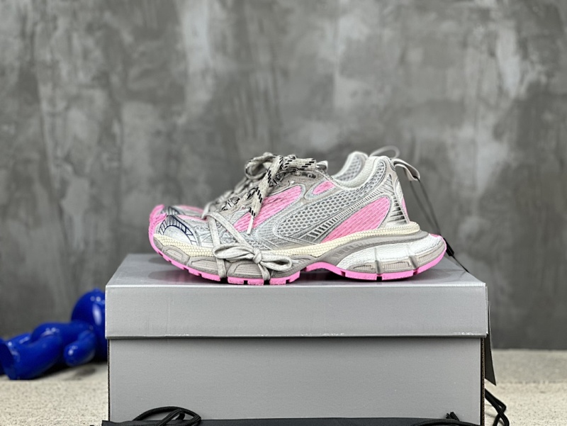 BALENCIAGA SNEAKERS (25)