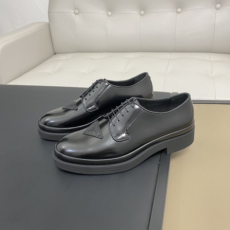 PRADA SHOES (104)