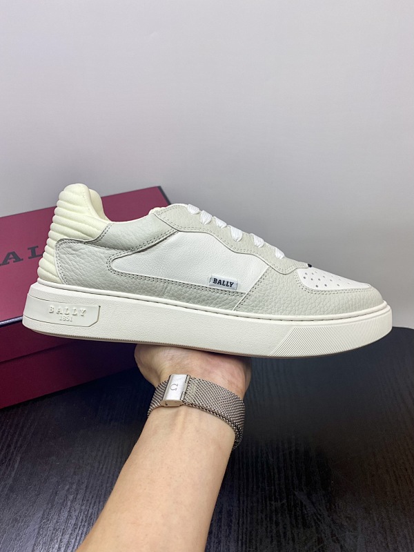 VALENTINO SHOES (55)