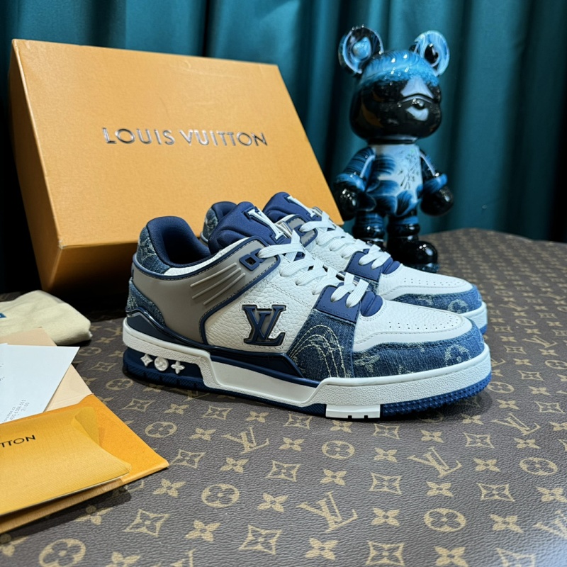 LOUIS VUITTON SHOES (393)
