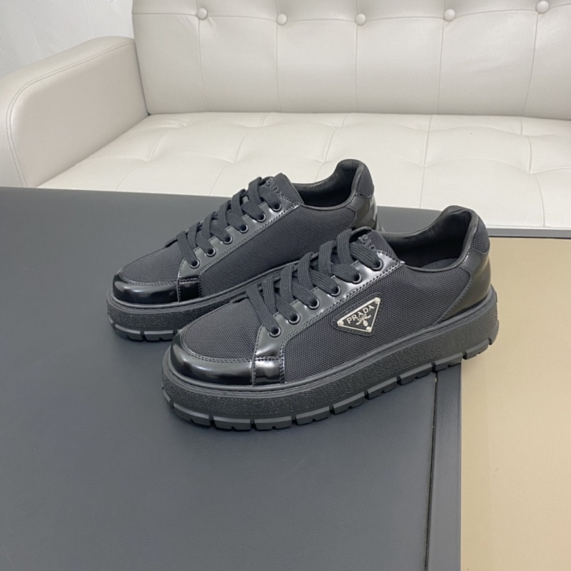 PRADA SHOES (132)