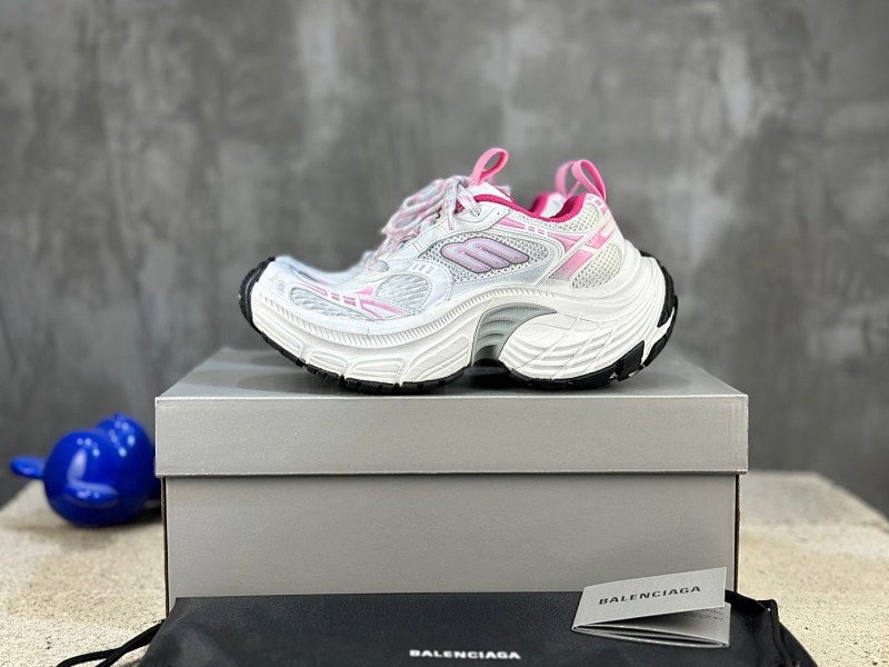 BALENCIAGA SNEAKERS (170)