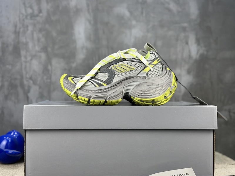 BALENCIAGA SNEAKERS (414)