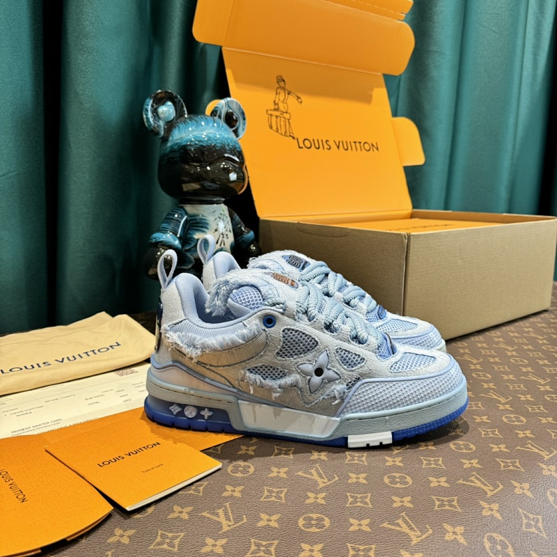 LOUIS VUITTON SNEAKERS (276)