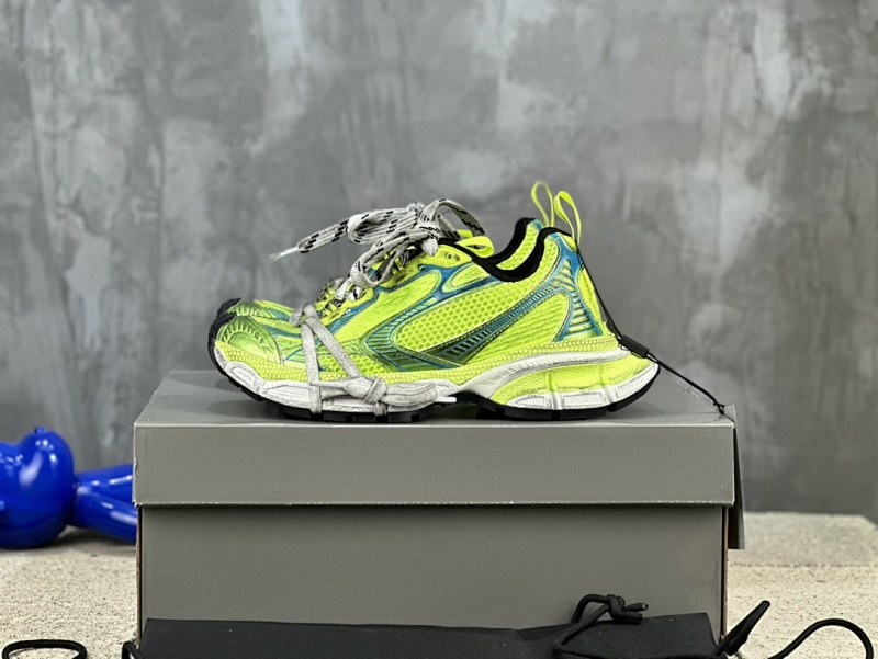 BALENCIAGA SNEAKERS (206)