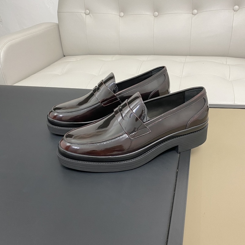 PRADA SHOES (123)