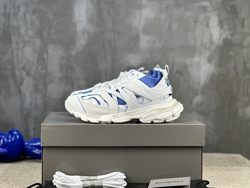 BALENCIAGA SNEAKERS (598)