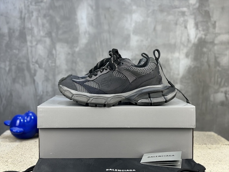 BALENCIAGA SNEAKERS (411)