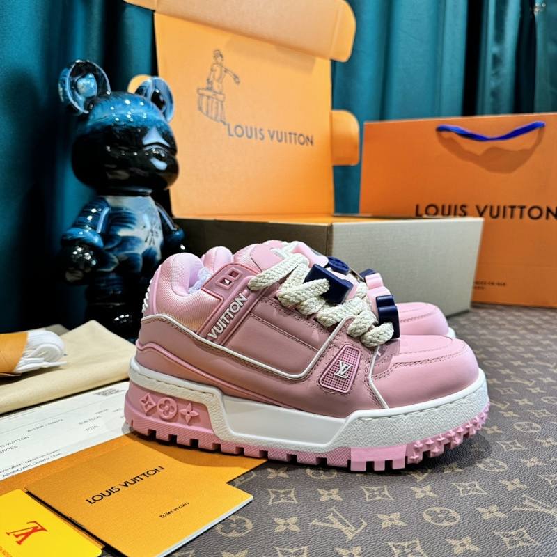 LOUIS VUITTON SHOES (251)
