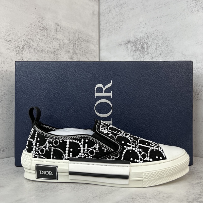 DIOR SNEAKERS (166)