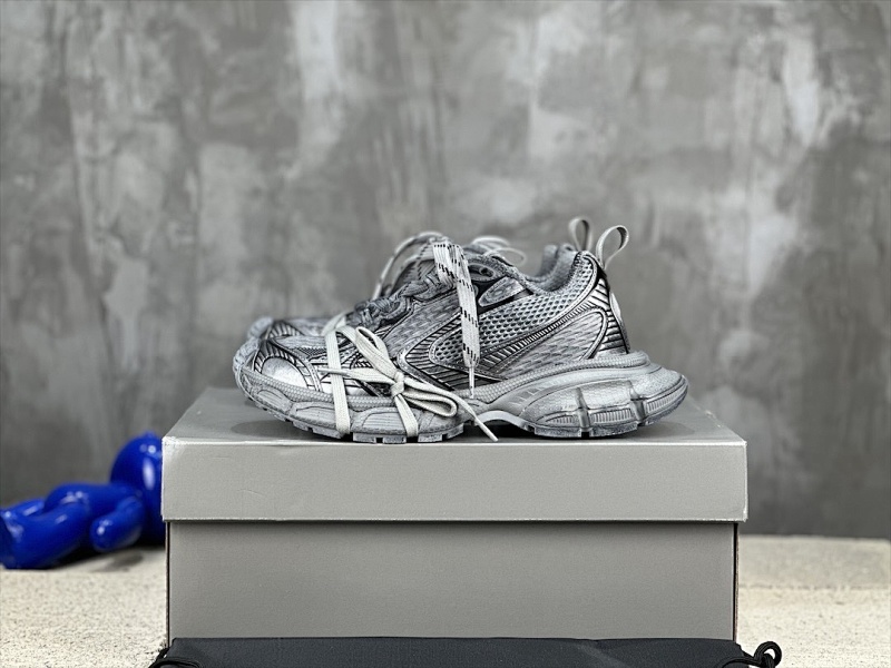 BALENCIAGA SNEAKERS (61)