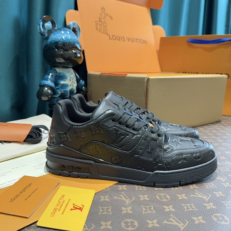 LOUIS VUITTON SHOES (139)