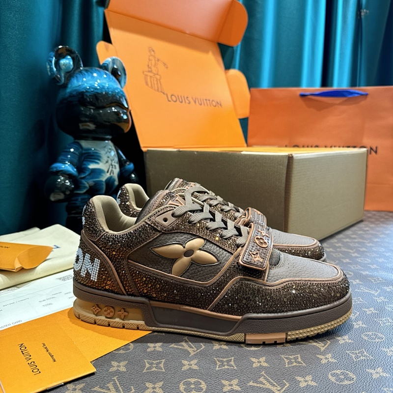 LOUIS VUITTON SHOES (118)