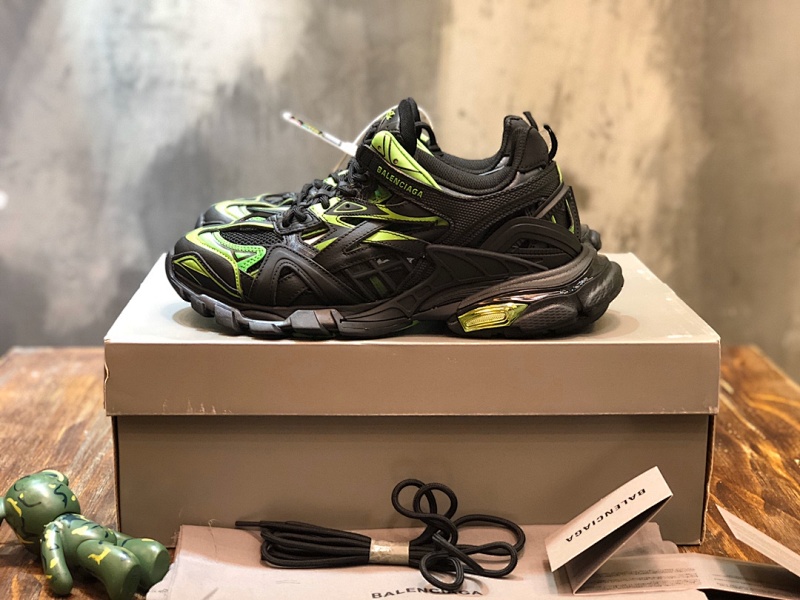 BALENCIAGA SNEAKERS (470)
