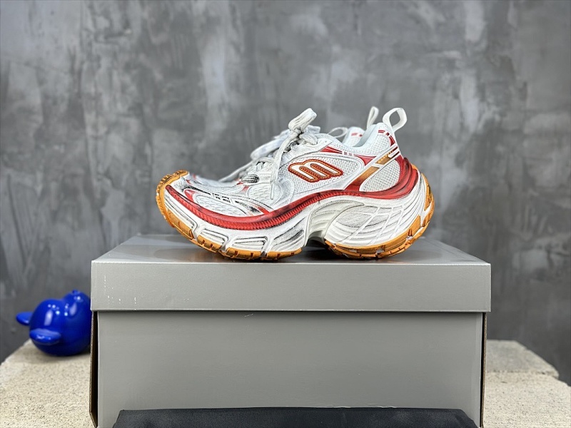 BALENCIAGA SNEAKERS (293)