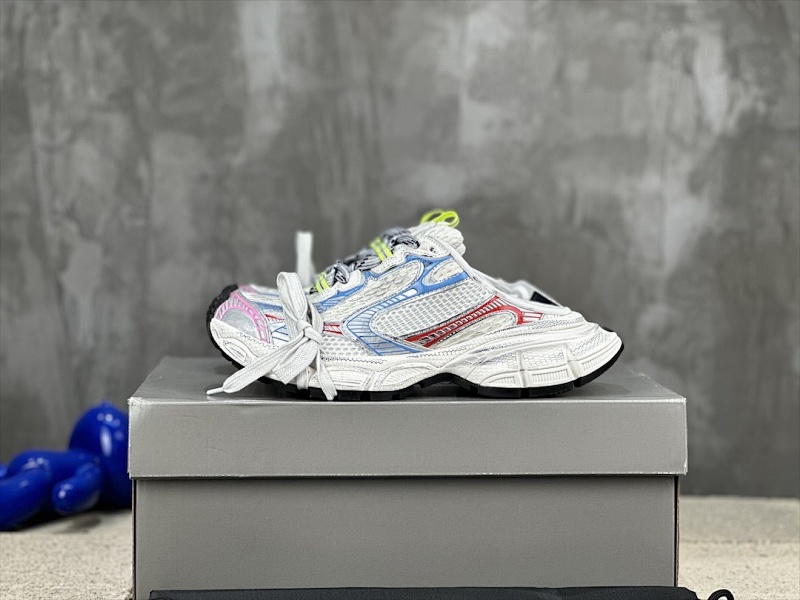 BALENCIAGA SNEAKERS (65)