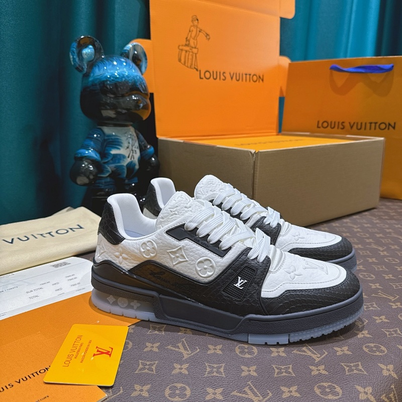 LOUIS VUITTON SHOES (216)