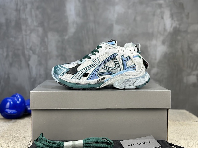 BALENCIAGA SNEAKERS (258)