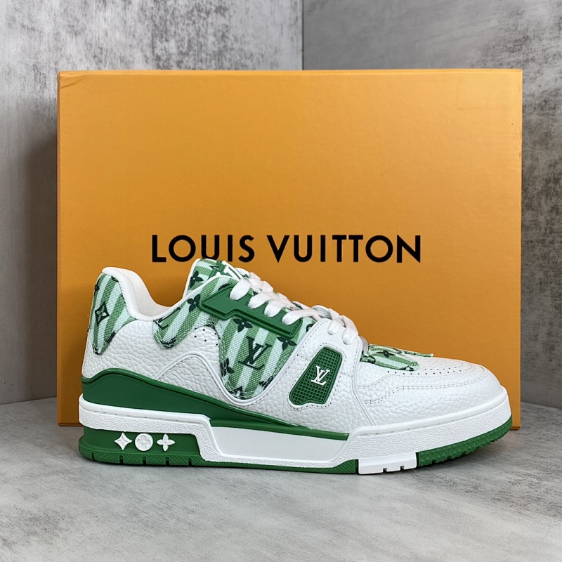LOUIS VUITTON SHOES (525)