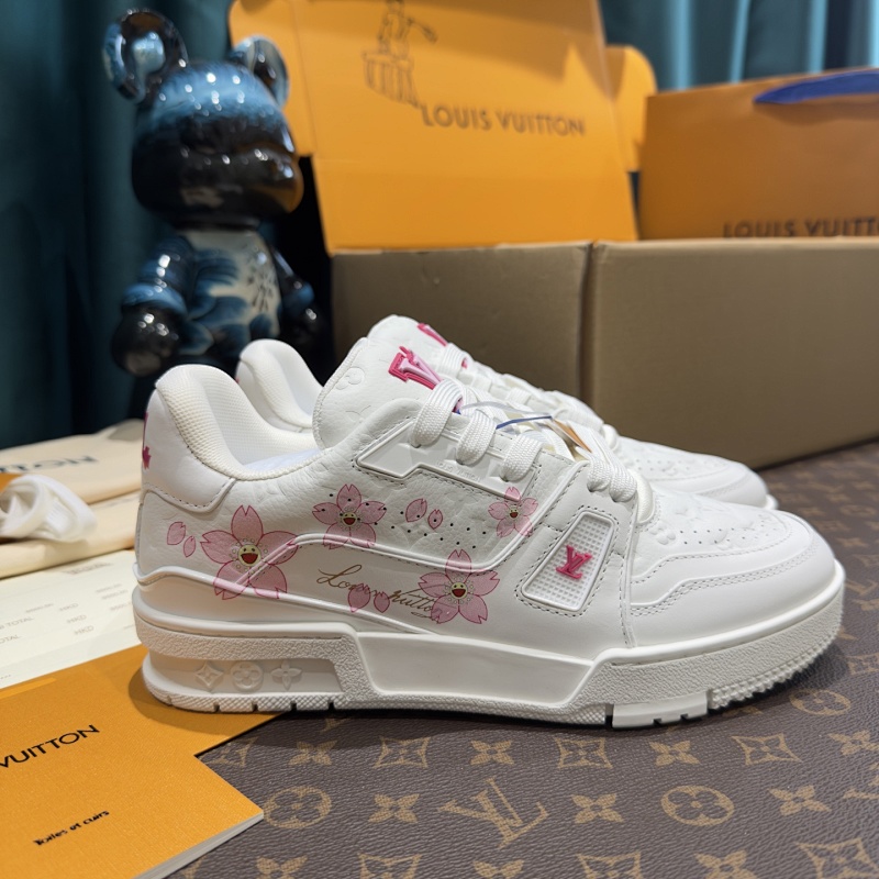 LOUIS VUITTON SHOES (103)