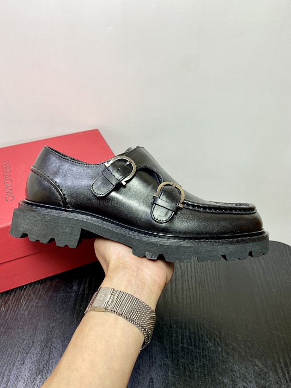 FERRAGAMO SHOES (127)