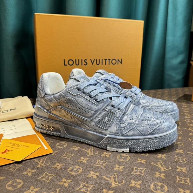 LOUIS VUITTON SNEAKERS (409)