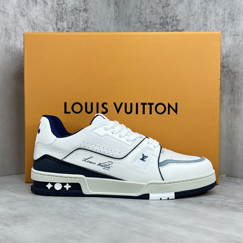 LOUIS VUITTON SNEAKERS (564)