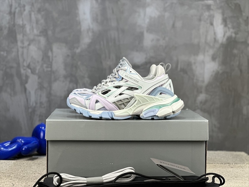 BALENCIAGA SNEAKERS (112)