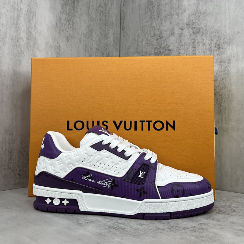 LOUIS VUITTON SNEAKERS (556)