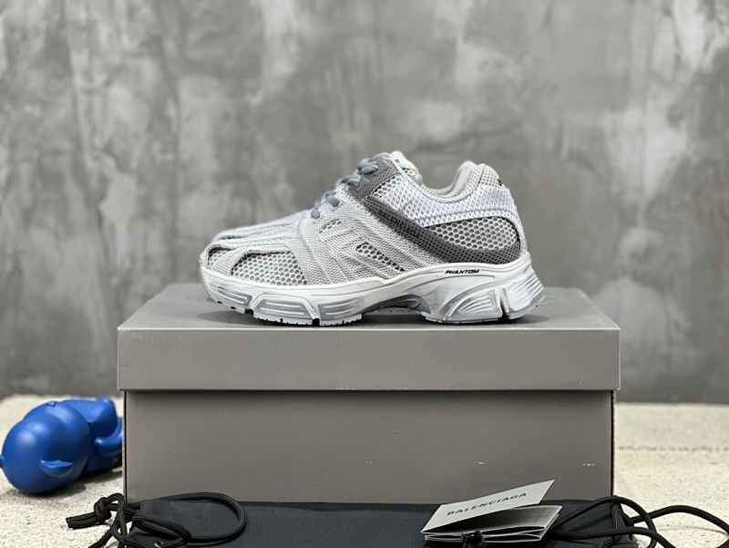 BALENCIAGA SNEAKERS (95)