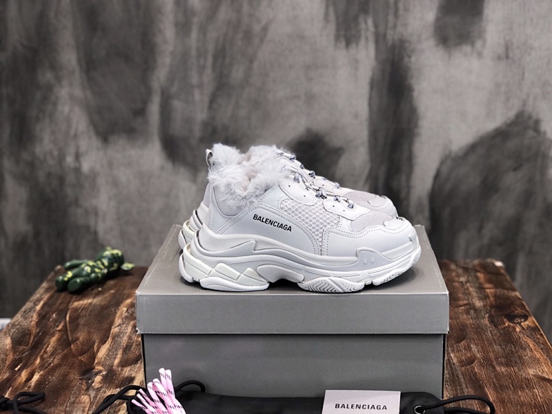 BALENCIAGA SNEAKERS (716)
