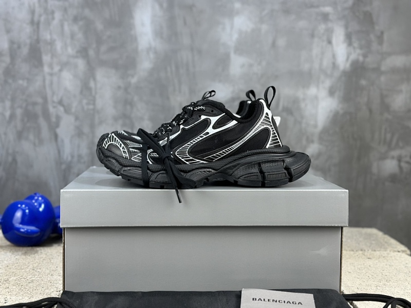 BALENCIAGA SNEAKERS (251)