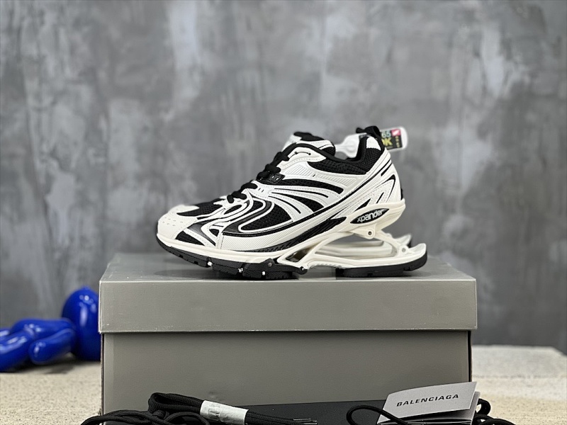 BALENCIAGA SNEAKERS (109)