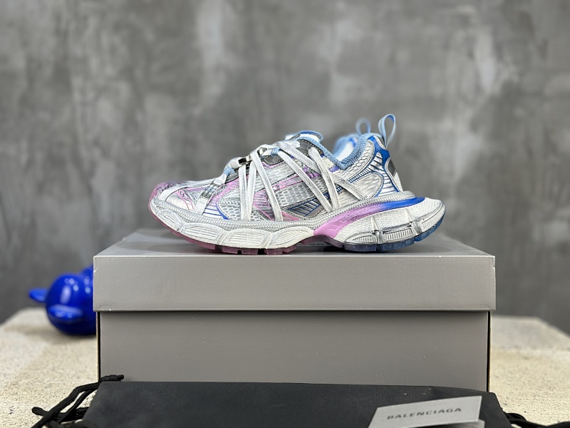 BALENCIAGA SNEAKERS (136)