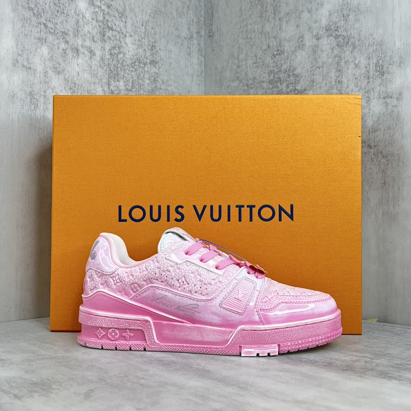 LOUIS VUITTON SHOES (540)