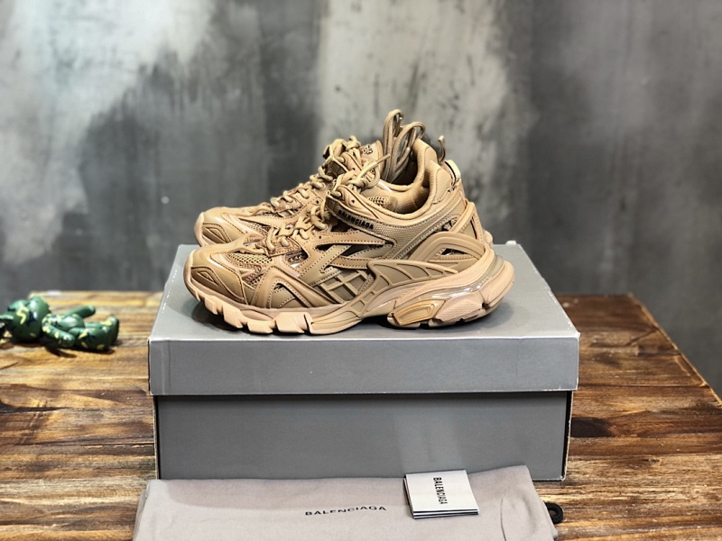 BALENCIAGA SNEAKERS (491)