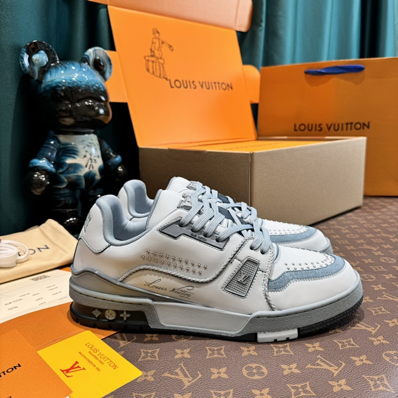 LOUIS VUITTON SHOES (214)