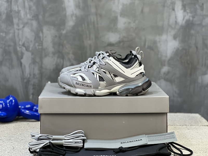 BALENCIAGA SNEAKERS (609)