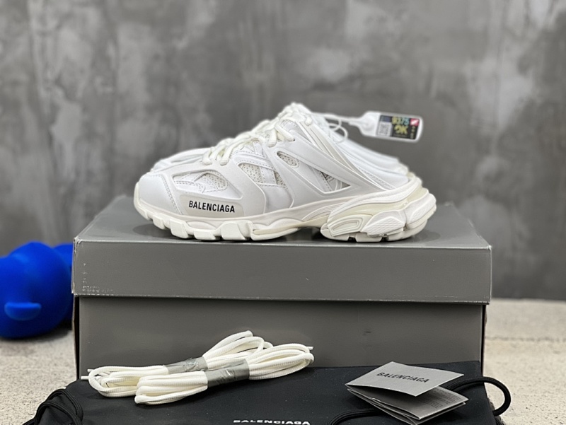 BALENCIAGA SNEAKERS (504)